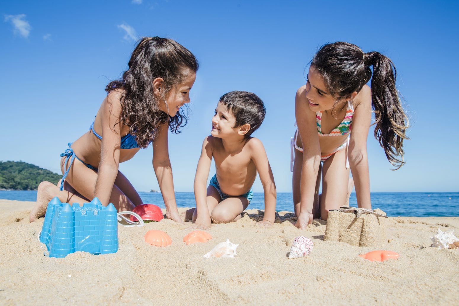 vacaciones tematica playa y música